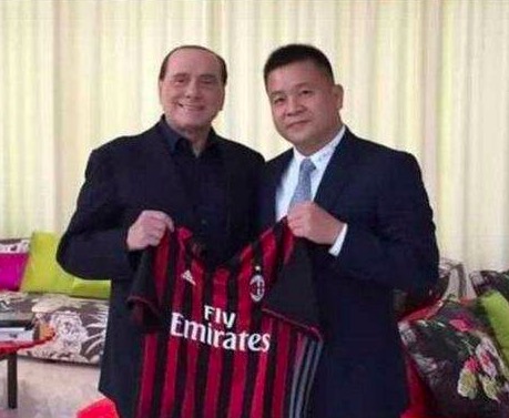 丝袜美腿护士办公室在线观看