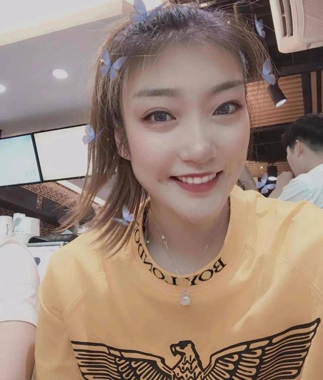 亚洲伊人久久精品